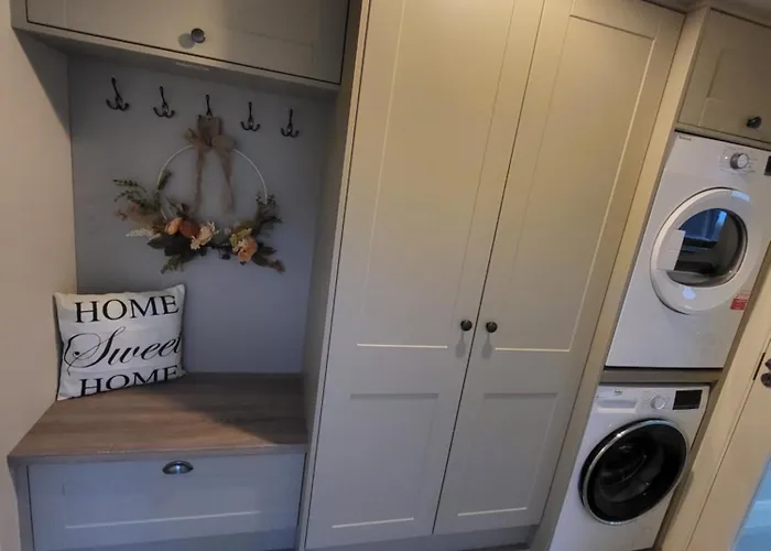 Blackriver House Shruthair